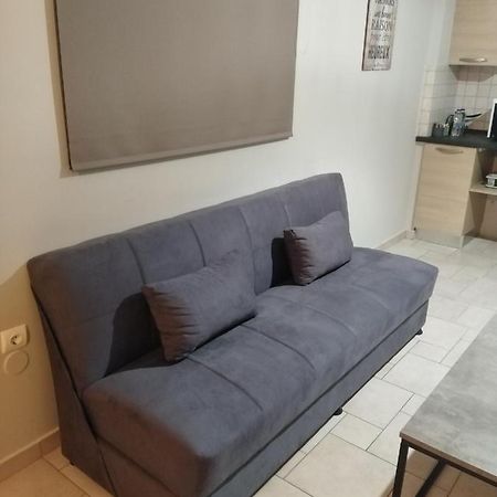 Hommie Apartment Amaliada 外观 照片