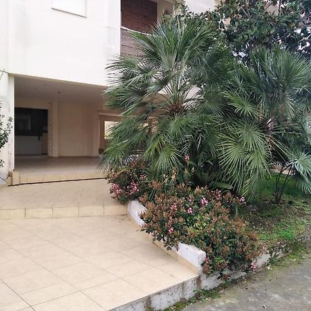 Hommie Apartment Amaliada 外观 照片