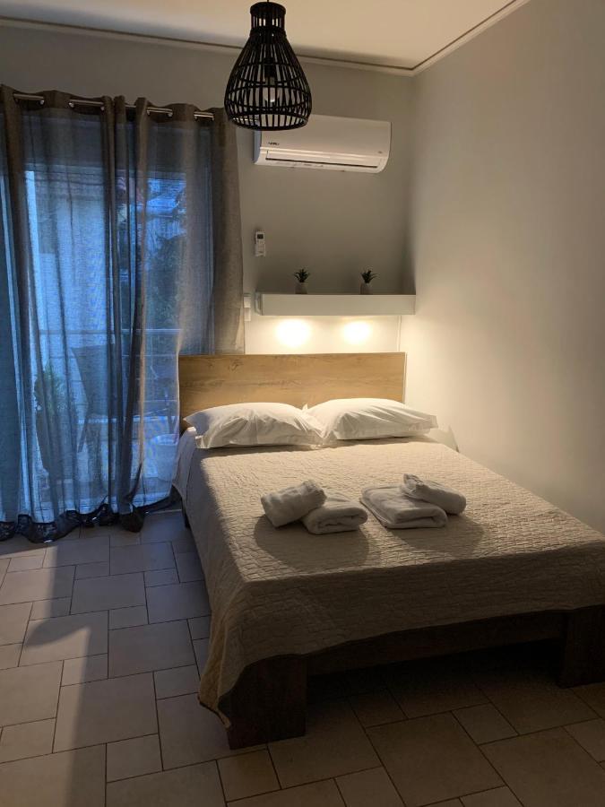 Hommie Apartment Amaliada 外观 照片