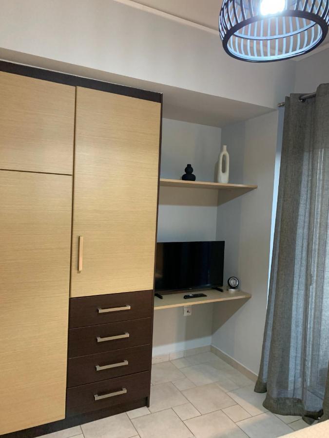 Hommie Apartment Amaliada 外观 照片