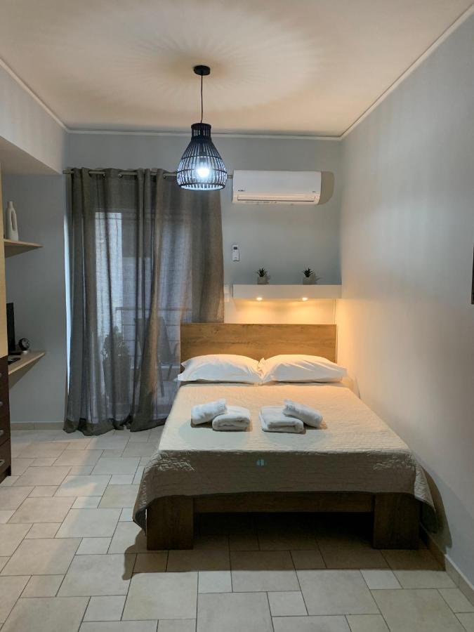 Hommie Apartment Amaliada 外观 照片